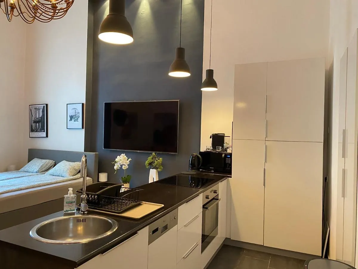 Stylish Apartment By The Vigszinhaz Theater Budapest 0*,  Hungary